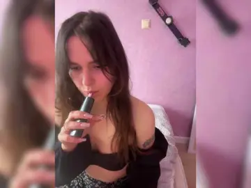 Bongacams Live Sex Cam of Shawty420