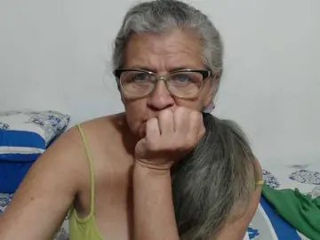 Bongacams Best live sex cam show of candy-mature