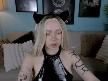 Bongacams Watch Live Sex Cams of DragonFlya