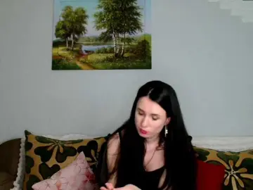 Bongacams Nude Webcam of MilfLunna