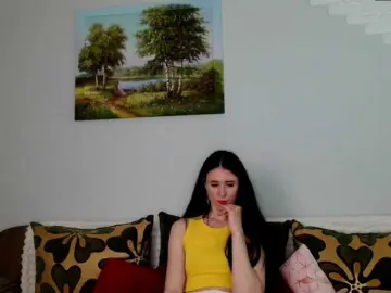 Bongacams Watch Live Sex Cams of MilfLunna