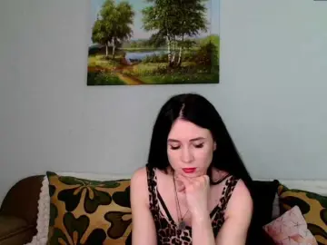 Bongacams Nude Webcam of MilfLunna