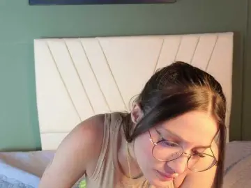 Bongacams Watch Live Sex Cams of ELECKTRA-SWEET