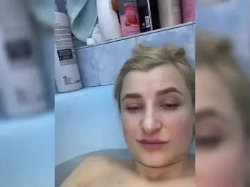 Bongacams Free Porn Cam of alya555