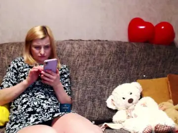 Bongacams Free Porn Cam of alya555