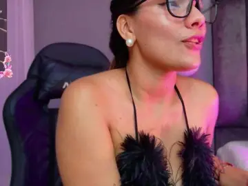 Bongacams Nude Webcam of EmmaSanchez1