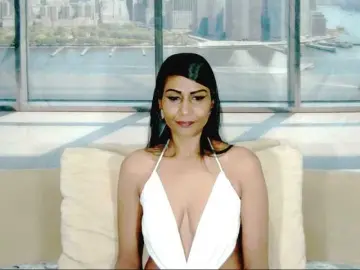 Bongacams Free Live Porn of ErroticStarr