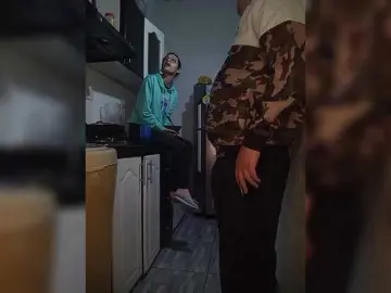 Bongacams Live Sex Cam of Kingofqueen23