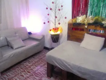 Bongacams Nude Webcam of Yeseniaa25