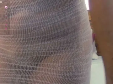 Bongacams Live Sex Cam of Yeseniaa25