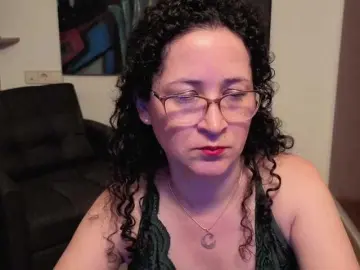 Bongacams Live Sex Cam of Lilihotlatina