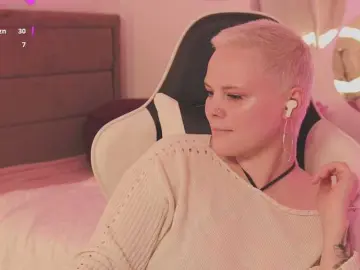 Bongacams Best live sex cam show of LikaBerry