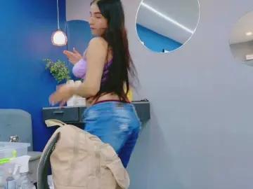 Bongacams Sex Cam of AshleyEvans21