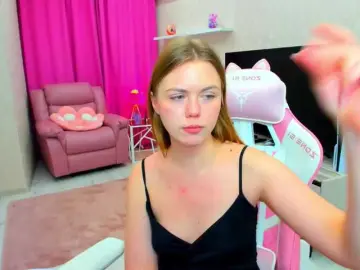 Bongacams Best live sex cam show of Strawberrye