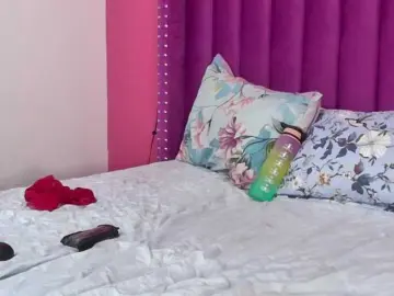 Bongacams Free Porn Cam of littleapril