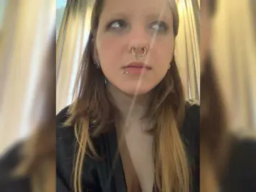 Bongacams Sex Cam of meowwwmeow