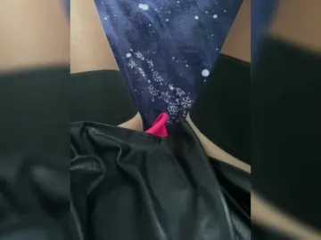 Bongacams Watch Live Sex Cams of Love-me11