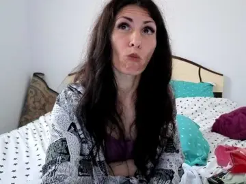 Bongacams Nude Webcam of evacrisxxxx