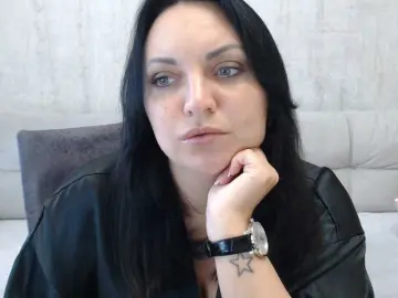 Bongacams Watch Live Sex Cams of AngelinaCute