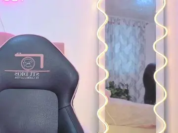 Bongacams Free Porn Cam of kittystart-tay