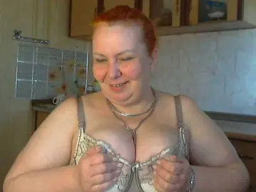 Bongacams Free Live Porn of LilyTanya