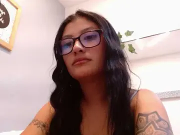 Bongacams Watch Live Sex Cams of louisk2