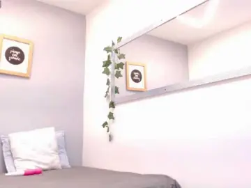 Bongacams Free Porn Cam of louisk2