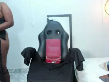 Bongacams Live Sex Cam of Nicol-Zurich