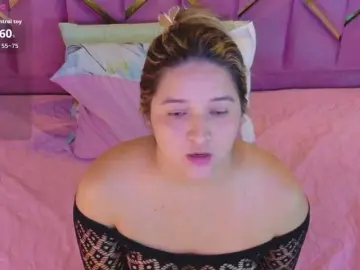 Bongacams Watch Live Sex Cams of collegepawglovedaddy