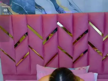 Bongacams Free Porn Cam of collegepawglovedaddy