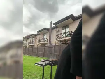 Bongacams Live Porn of CurvyWoman-