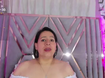 Bongacams Private Sex Chat of adri-rivera