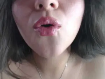 Bongacams Free Porn Cam of alissamorrison