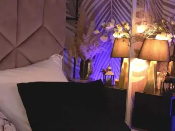 Bongacams Watch Live Sex Cams of KatJoliee