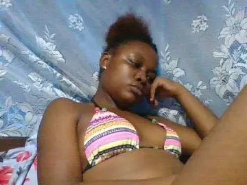 Bongacams Watch Live Sex Cams of Labella204