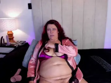 Bongacams Adult Video Chat of MarthinaBlu