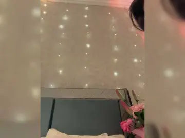 Bongacams Free Porn Cam of KissMec