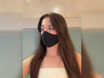 Bongacams Watch Live Sex Cams of KissMec