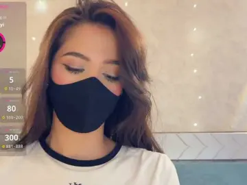Bongacams Nude Webcam of KissMec