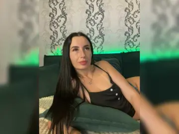 Bongacams Watch Live Sex Cams of baaayyyy