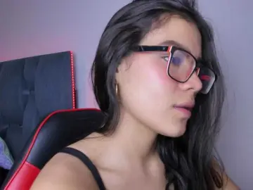 Bongacams Adult Webcams of crazybaby-squirt