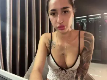 Bongacams Sex Cam of livealexa