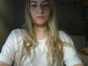 Bongacams Watch Live Sex Cams of RosieJune