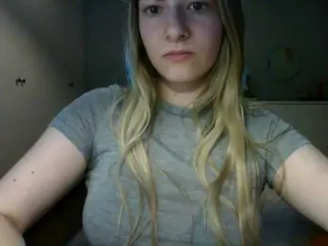 Bongacams Watch Live Sex Cams of RosieJune