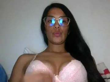 Bongacams Sex Cam of JuanaBrunette