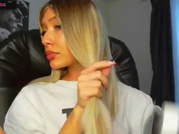 Bongacams Watch Live Sex Cams of LisaShultz