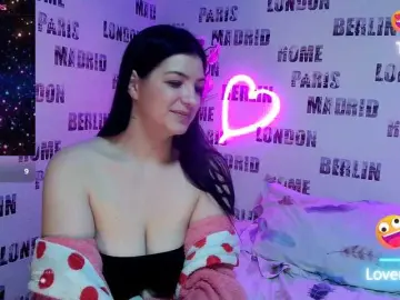Bongacams Best live sex cam show of Byahootgyrl
