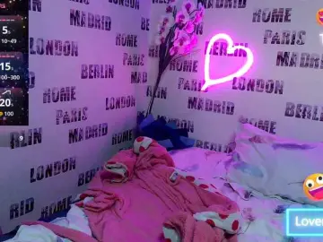 Bongacams Free Live Porn of Byahootgyrl