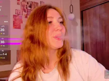 Bongacams Watch Live Sex Cams of LunaXBaddie