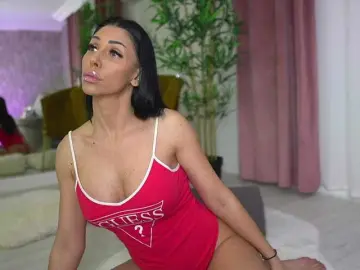 Bongacams Sex Cam of MyaBlack